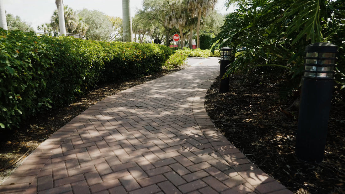 Commercial - Bollard B0 [B0]