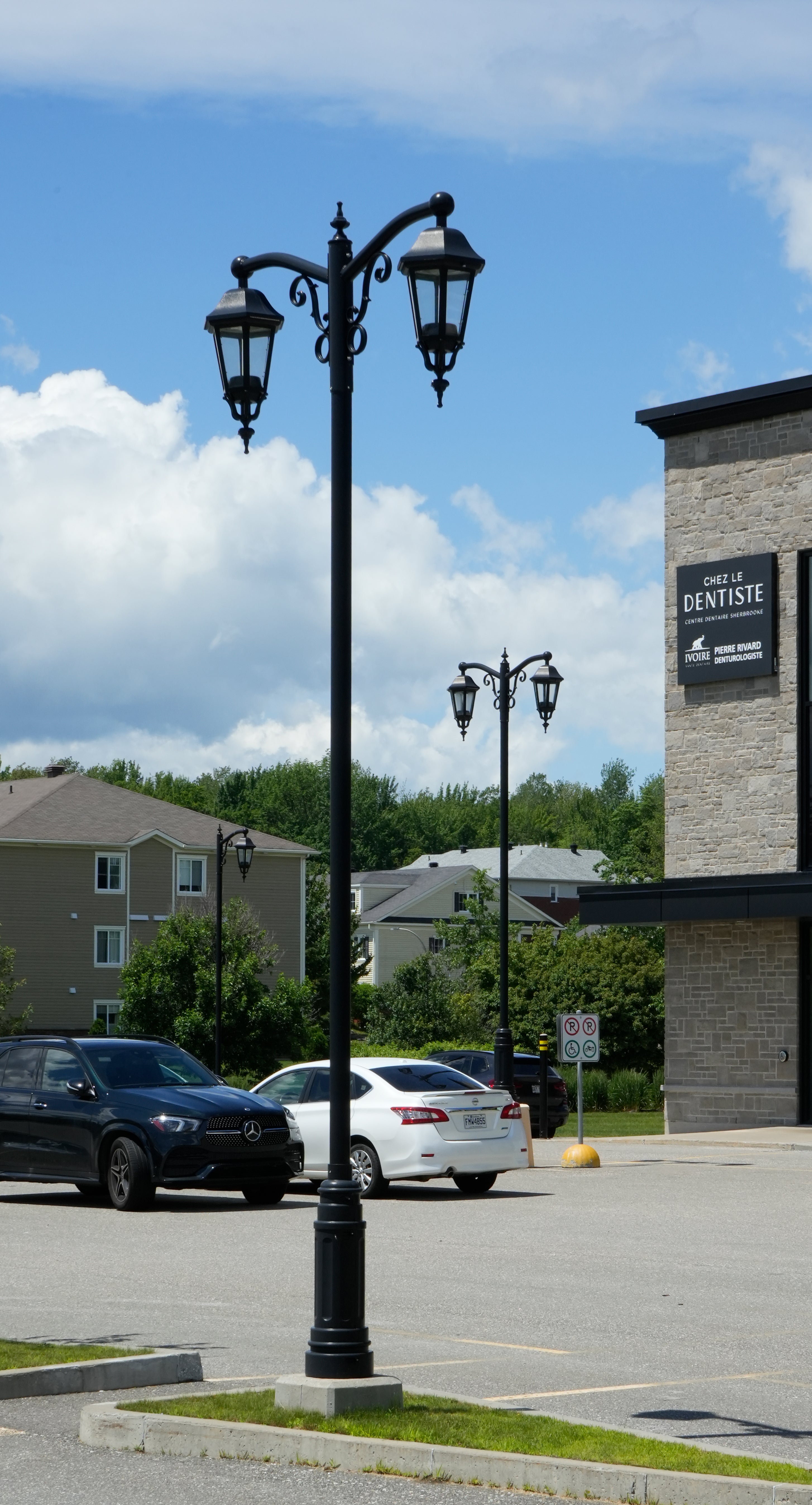 Commercial - Florence - Poteau [FL10]