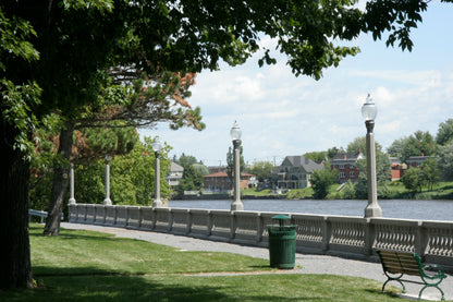 Commercial - Chicago - Poteau [CH]